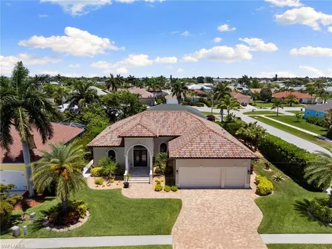 1450 Biscayne Way, Marco Island, FL 34145