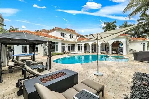 Exterior - 2558 Escada Ct, Naples, FL 34109 photo 6 of 9