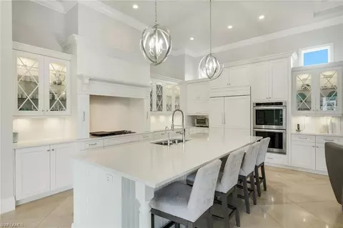 Kitchen - 2558 Escada Ct, Naples, FL 34109 photo 2 of 4