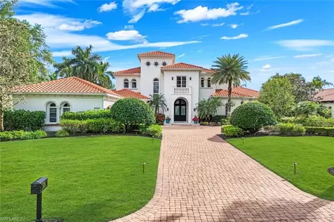 Exterior - 2558 Escada Ct, Naples, FL 34109 photo 7 of 9