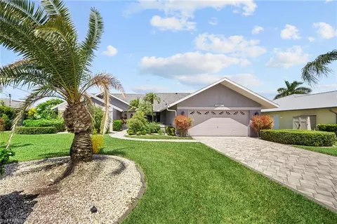 5300 SW 8th Pl, Cape Coral, FL 33914