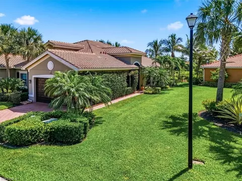 Exterior - 13421 Coronado Dr, Naples, FL 34109 photo 9 of 10