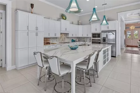 Kitchen - 6387 Warwick Ave, Naples, FL 34113 photo 4 of 6