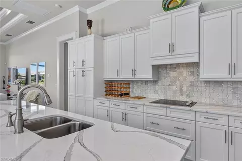 Kitchen - 6387 Warwick Ave, Naples, FL 34113 photo 3 of 6