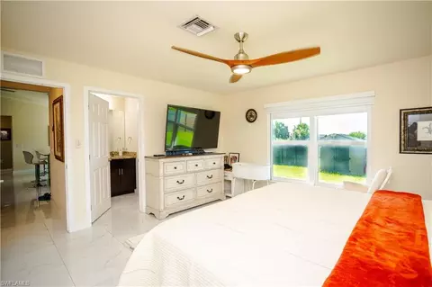 Bedroom - 1220 Moore Run, Labelle, FL 33935 photo 2 of 3