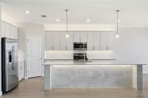 Kitchen - 19697 Fox Grove Dr, Estero, FL 33928 photo 1 of 2