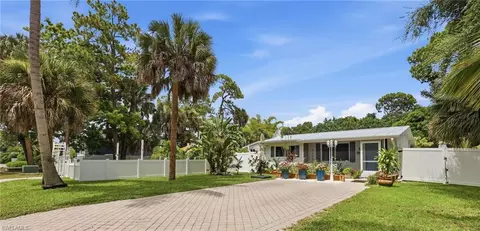 Exterior - 1447 Shadowlawn Dr, Naples, FL 34104 photo 3 of 12