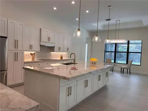 382 39th Ave NE, Naples, FL 34120 photo 8