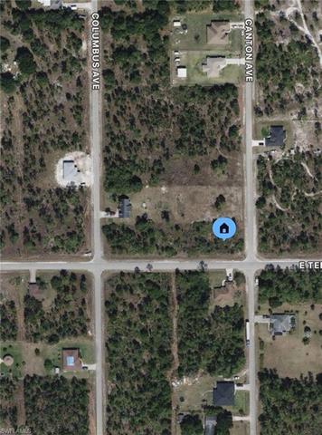 3107 E 10th St, Lehigh Acres, FL 33972