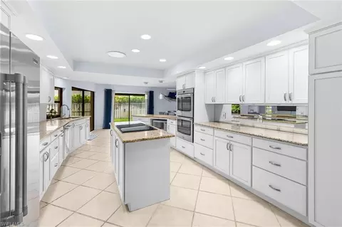 Kitchen - 433 Golfview Dr, Naples, FL 34110 photo 1 of 8