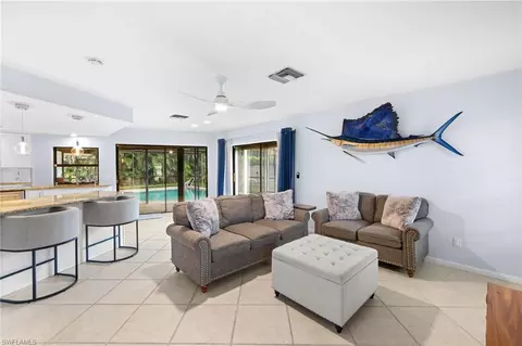 Living - 433 Golfview Dr, Naples, FL 34110 photo 5 of 5