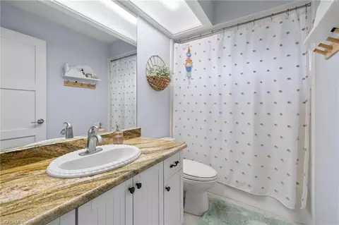 Bath - 433 Golfview Dr, Naples, FL 34110 photo 2 of 2