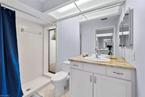 Bath - 433 Golfview Dr, Naples, FL 34110 photo 1 of 2