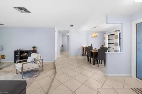 Entry Way - 433 Golfview Dr, Naples, FL 34110 photo 3 of 4