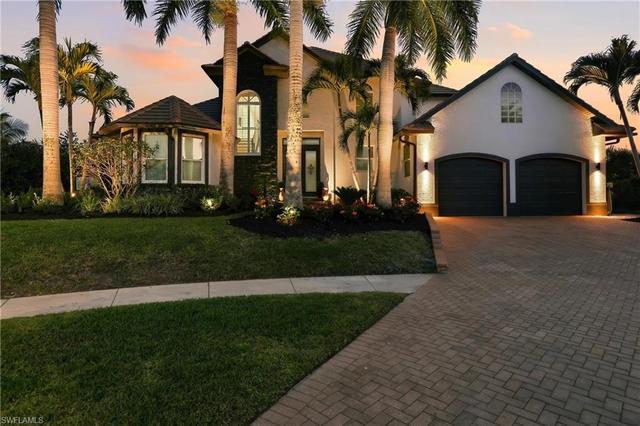 1045 Cottonwood Ct, Marco Island, FL 34145