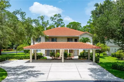 600 Luisa Ct #4, Naples, FL 34104