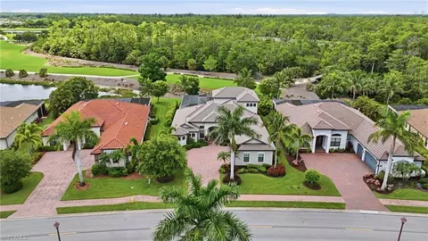 View/Area - 9915 Corso Bello Dr, Naples, FL 34113 photo 2 of 6