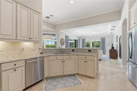 Kitchen - 9915 Corso Bello Dr, Naples, FL 34113 photo 4 of 6