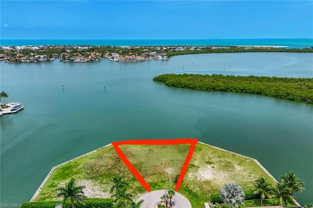 620 Rockport Ct, Marco Island, FL 34145
