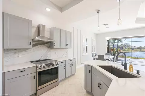 Kitchen - 1419 Serrano Cir, Naples, FL 34105 photo 2 of 4