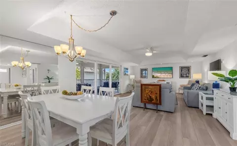 Dining - 195 Peppermint Ln #2, Naples, FL 34112 photo 2 of 3