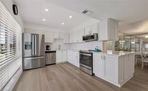 Kitchen - 195 Peppermint Ln #2, Naples, FL 34112 photo 2 of 2