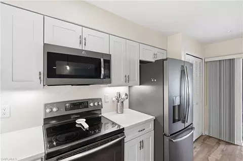 Kitchen - 175 Forest Lakes Blvd #175, Naples, FL 34105 photo 4 of 5