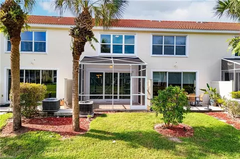 Exterior - 904 Hampton Cir, Naples, FL 34105 photo 4 of 9