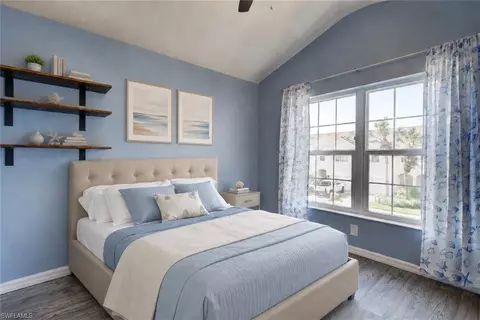 Bedroom - 904 Hampton Cir, Naples, FL 34105 photo 3 of 5