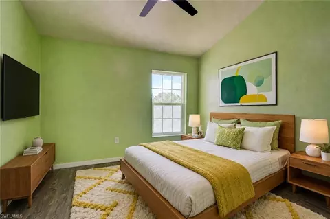Bedroom - 904 Hampton Cir, Naples, FL 34105 photo 4 of 5