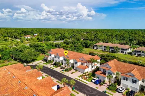 View/Area - 904 Hampton Cir, Naples, FL 34105 photo 2 of 3