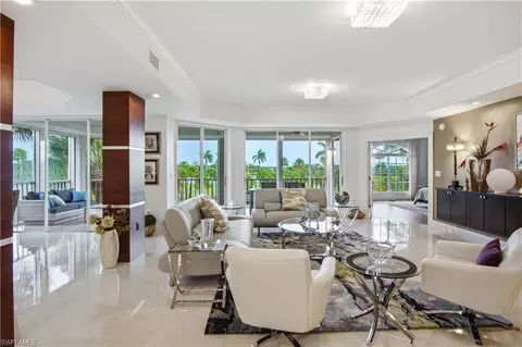 Living - 559 Audubon Blvd #E-202, Naples, FL 34110 photo 2 of 3