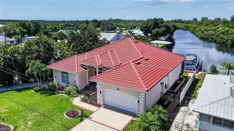 1298 Thompson St, North Fort Myers, FL 33903