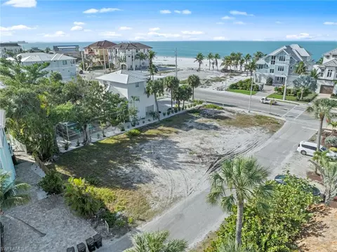 100 Washington Ave, Fort Myers Beach, FL 33931