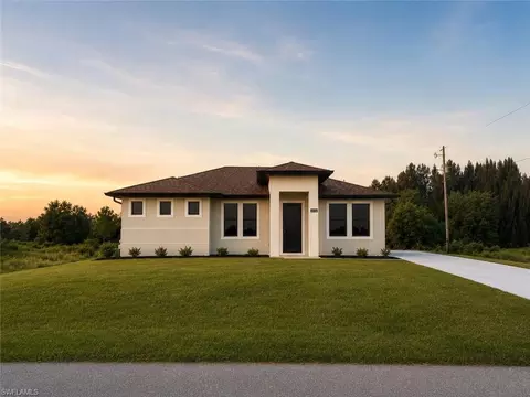 4104 E 17th St, Lehigh Acres, FL 33972