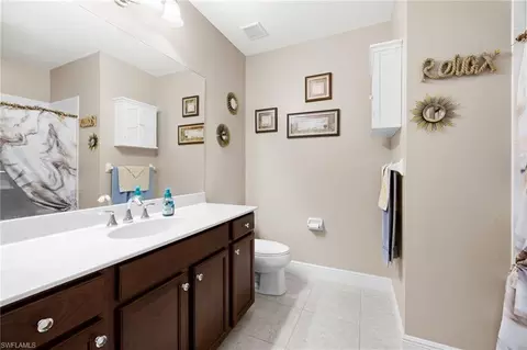 Bath - 3675 Canopy Cir, Naples, FL 34120 photo 5 of 5