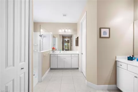 Bath - 3675 Canopy Cir, Naples, FL 34120 photo 2 of 5