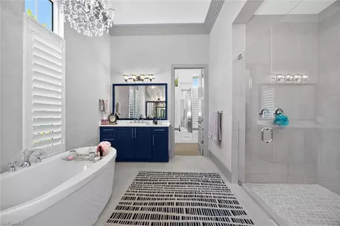 Bath - 3245 Cullowee Ln, Naples, FL 34114 photo 1 of 5