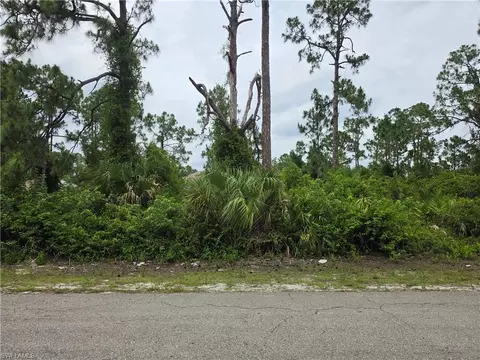3832 17th St W, Lehigh Acres, FL 33971