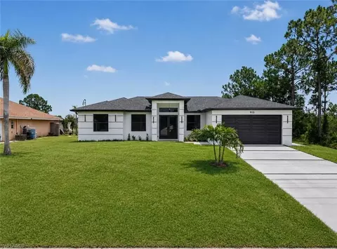 913 Joponica Ave S, Lehigh Acres, FL 33974