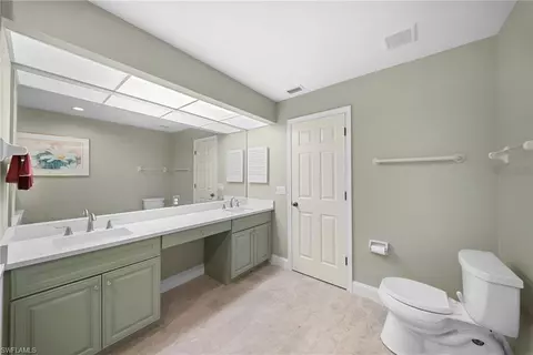 Bath - 54 Grey Wing Pt, Naples, FL 34113 photo 6 of 10