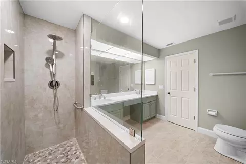 Bath - 54 Grey Wing Pt, Naples, FL 34113 photo 7 of 10