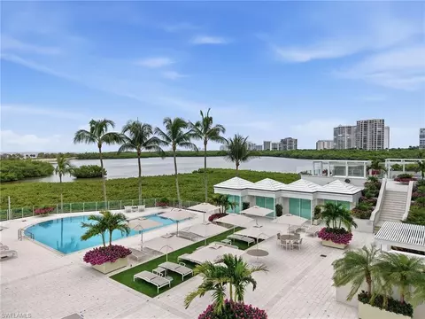 Other - 60 Seagate Dr #806, Naples, FL 34103 photo 4 of 9