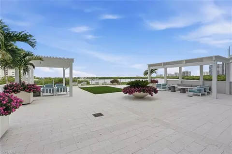 Exterior - 60 Seagate Dr #806, Naples, FL 34103 photo 2 of 4