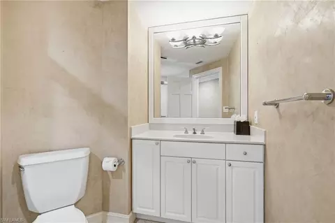 Bath - 60 Seagate Dr #806, Naples, FL 34103 photo 3 of 3
