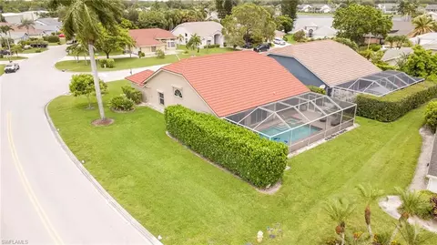 View/Area - 6630 Middlesex Pl, Naples, FL 34104 photo 3 of 5