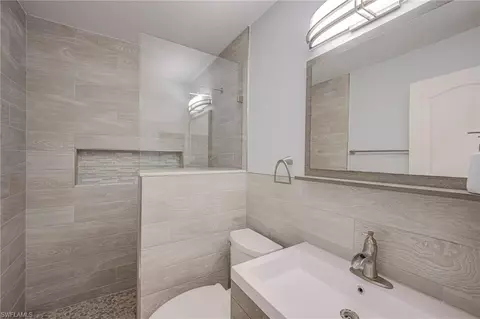 Bath - 6630 Middlesex Pl, Naples, FL 34104 photo 3 of 3