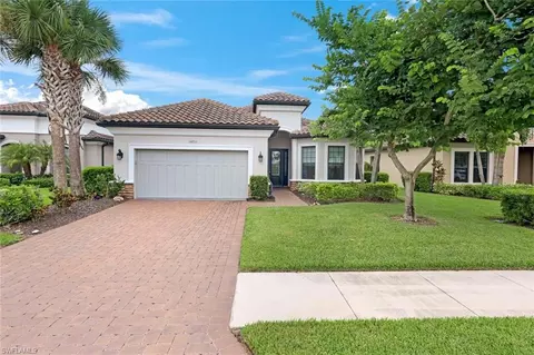 19711 Estero Pointe Ln, Fort Myers, FL 33908