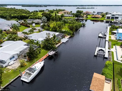 4380 Harbour Ter, North Fort Myers, FL 33903