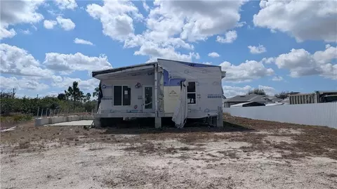 2915 2nd St SW, Lehigh Acres, FL 33976